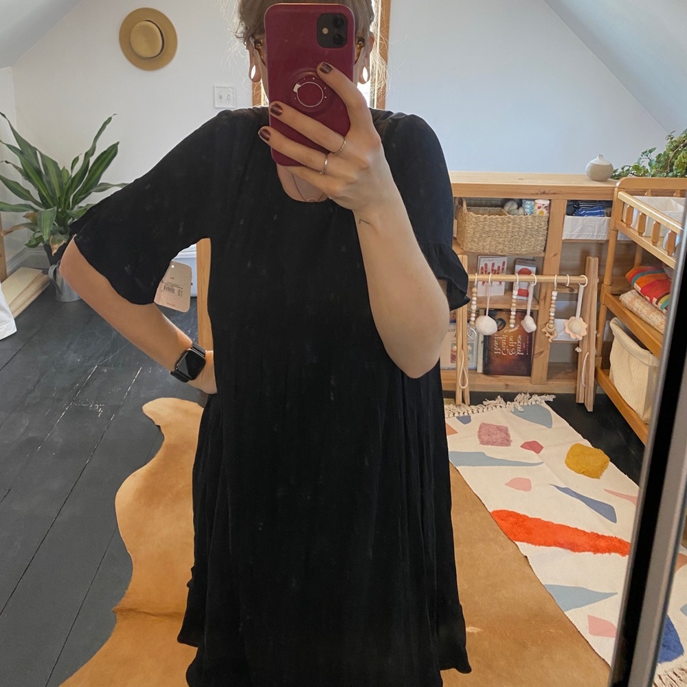 ⭐️BOGO50 ⭐️ Maternity NWT Tiered Crepe Dress